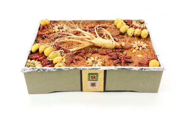 这是一种传统的韩国小吃，由红枣、栗子、图片下载