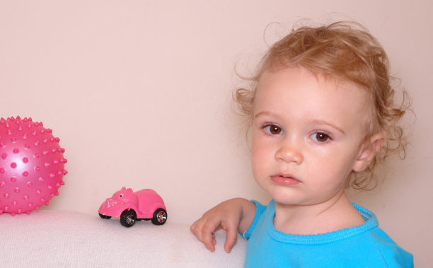 她的玩具图片下载