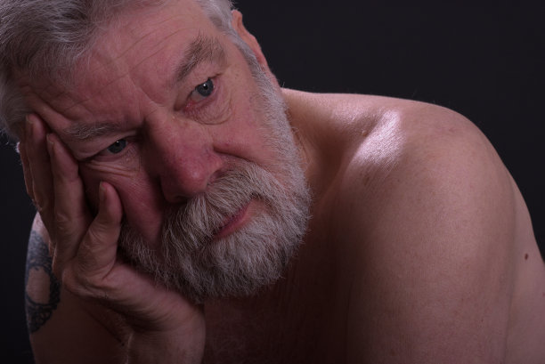 老人思维图片下载