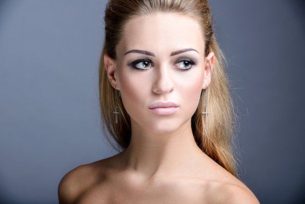 不同的女孩图片下载