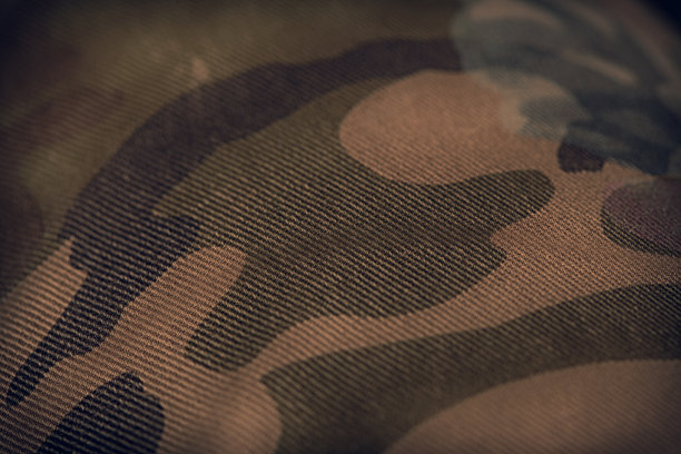 迷彩牛仔裤图片下载