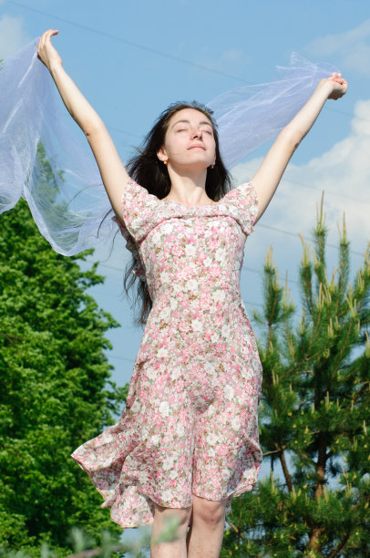 黑头发的图片下载