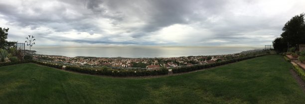 水晶湾的阴郁日子图片下载