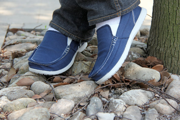 帆布鞋图片下载