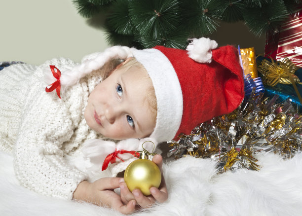 梦想中的女孩与圣诞舞会图片下载