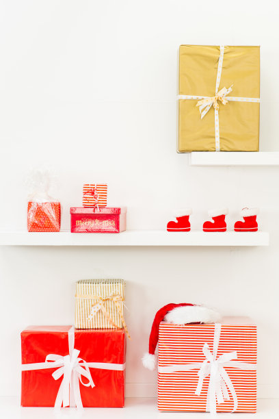 圣诞装饰与礼物盒图片下载