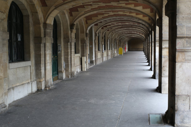 维克多·雨果·走廊图片下载