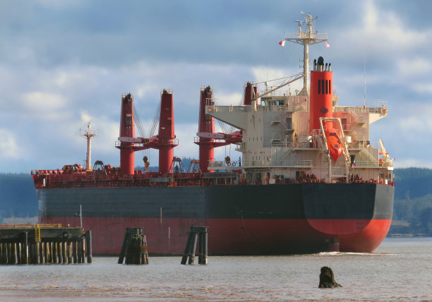 进入港口图片下载