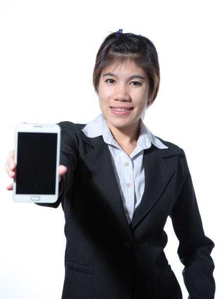 自信聪明的商业女性手持平板电脑的肖像图片下载