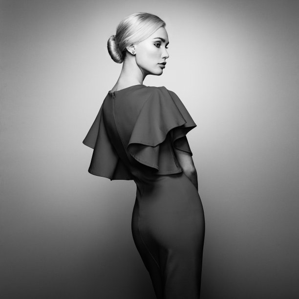 时尚肖像优雅的女人在服装图片下载