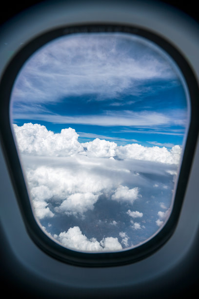 从飞机上看天空和云图片下载