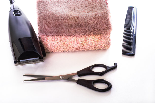 一套护发产品到理发器图片下载