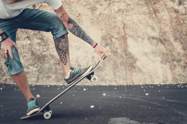 滑板照片素材ID：134625796