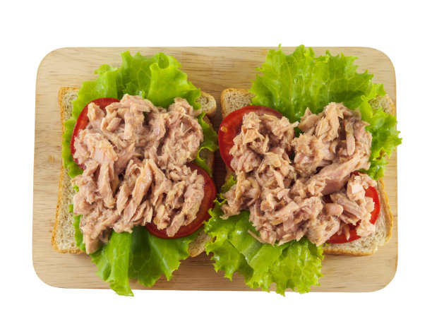 俯视图和金枪鱼和蔬菜盘孤立图片下载