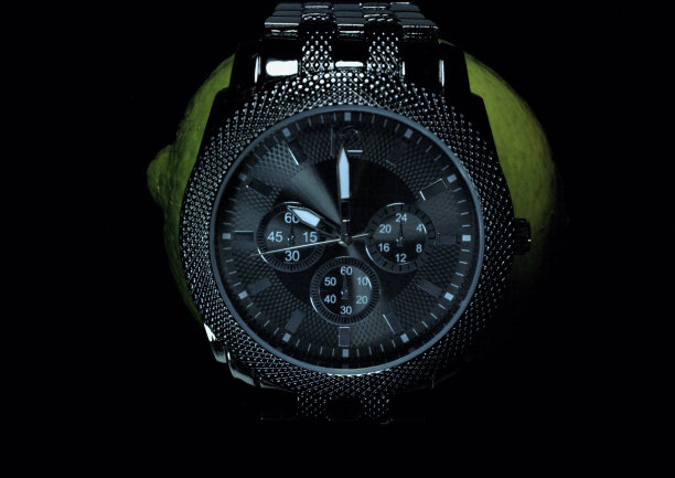 黑色的手表素材图片