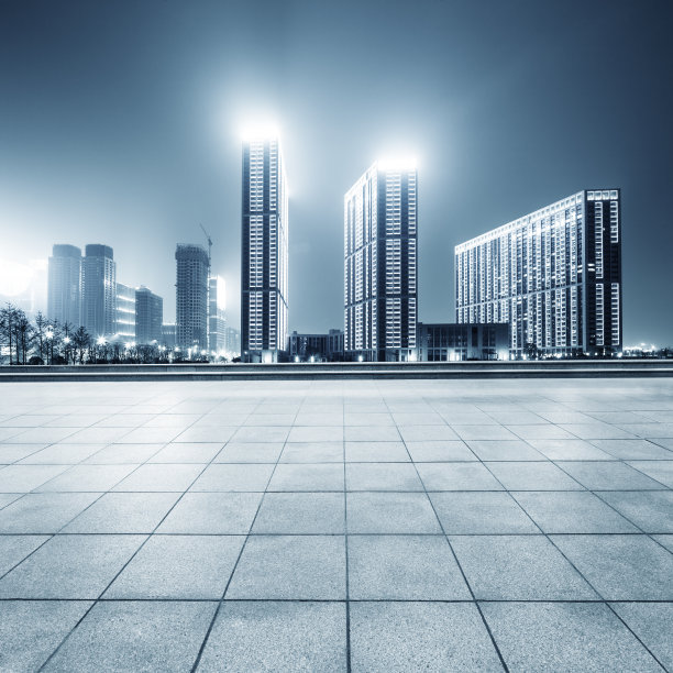 杭州钱江新城空荡的街道和现代化的建筑图片下载