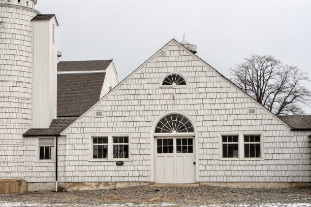 奶牛场的谷仓图片下载