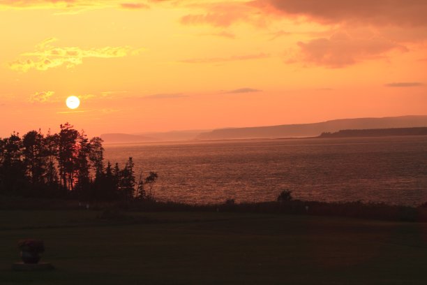 芬迪日落湾图片下载