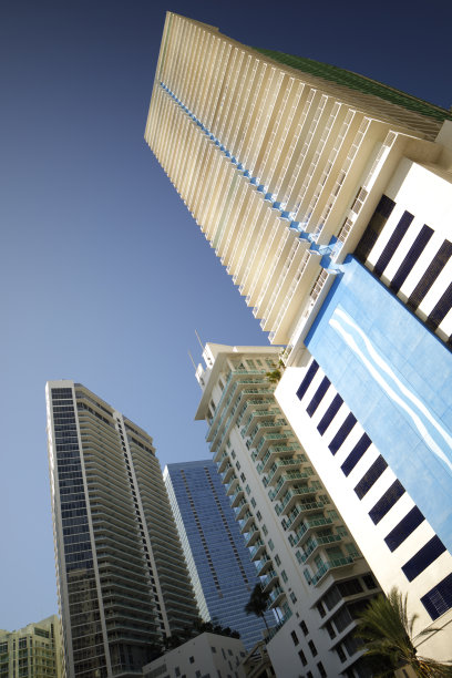 布里克尔迈阿密的高层建筑图片下载