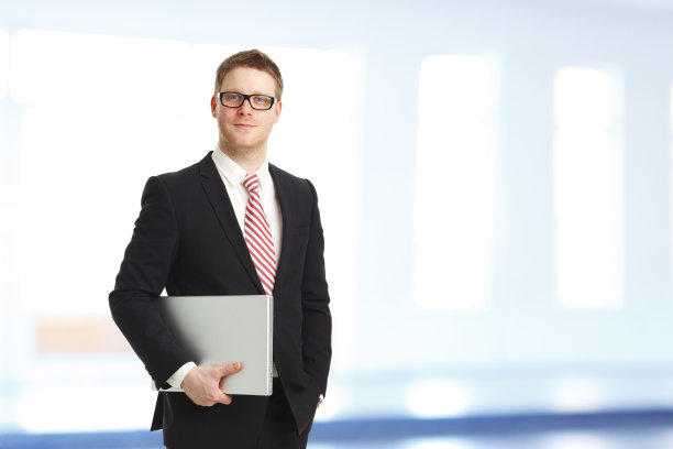 一个年轻商人的肖像图片下载