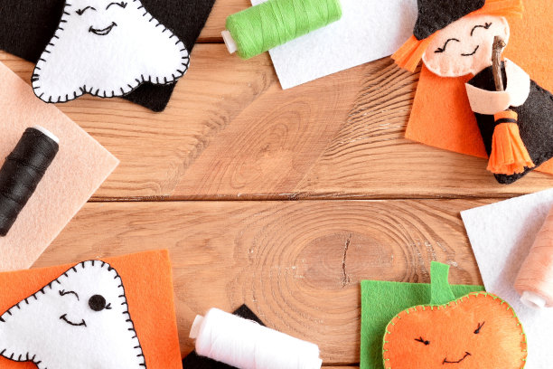 万圣节的毛毡工艺品装饰图片下载