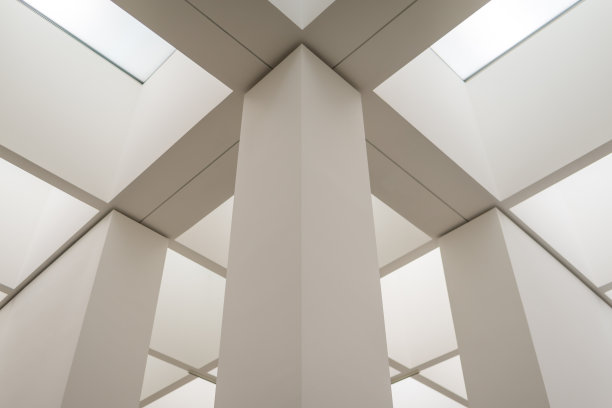 对称的建筑细节图片下载