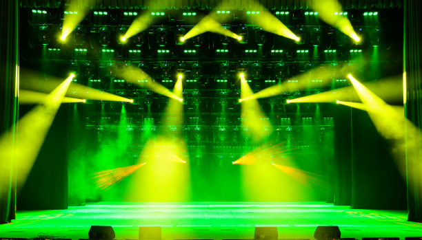 照亮音乐会舞台图片下载