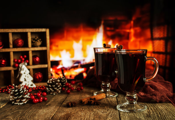 热加香料的热葡萄酒图片下载