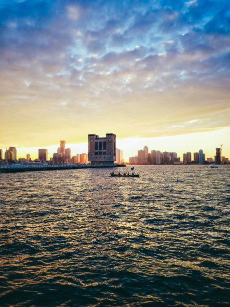 哈德逊河上的日落图片下载