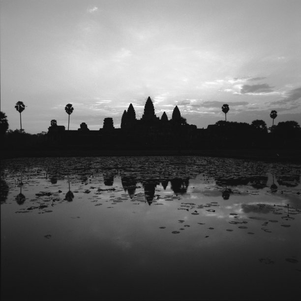 吴哥窟的日出图片下载