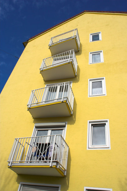 黄色的房子图片下载