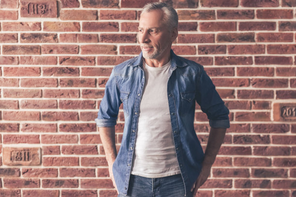 英俊的成熟男人图片下载