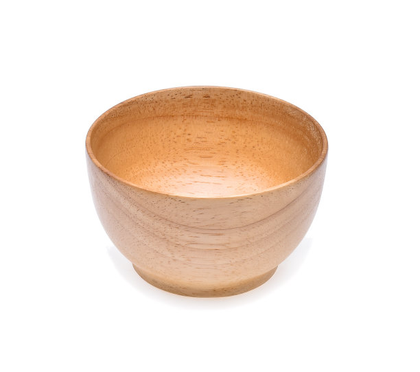 木碗孤立在白色背景上图片下载