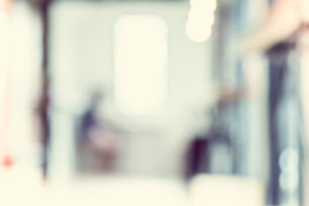 模糊的背景，咖啡馆里的人用bo模糊了背景图片下载