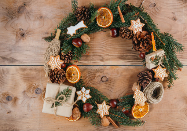 自制圣诞花环图片下载