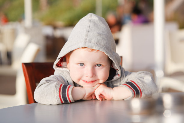 快乐的孩子图片下载