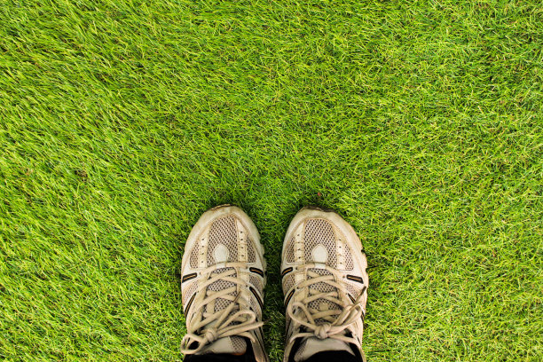 绿色草坪运动背景图片下载