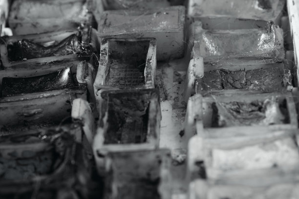 旧的一套凌乱的水彩颜料图片下载