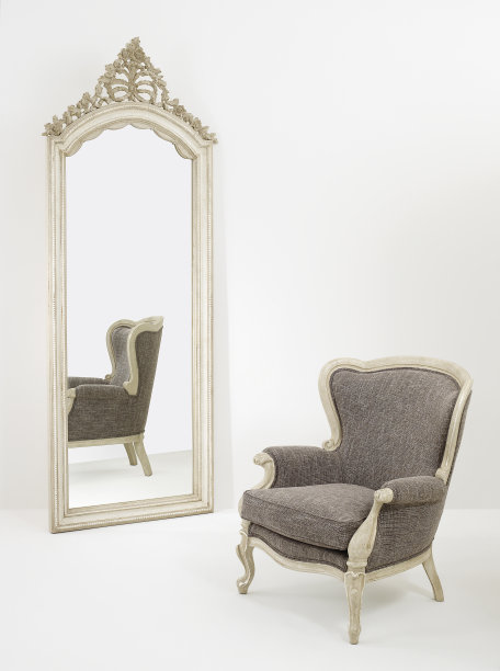 镜面反射扶手椅图片下载