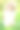 孩子们在春天的公园里吃蔬菜图片下载