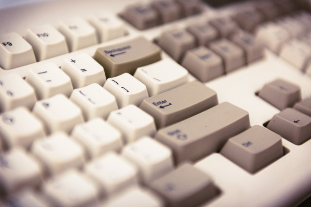 旧电脑键盘图片下载