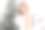 美丽的女人肖像与礼物盒在圣诞节时间图片下载