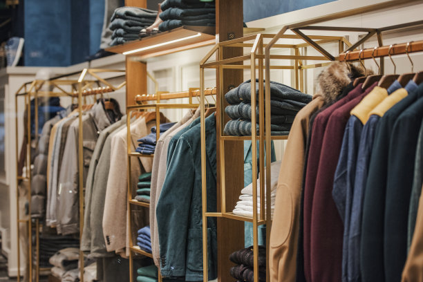 男人的衣服图片下载