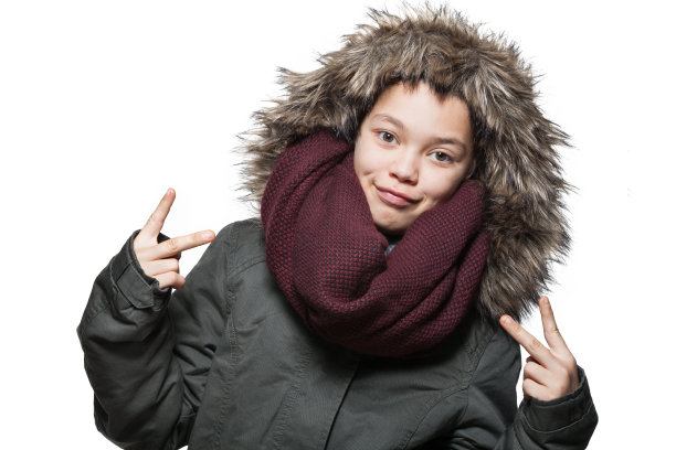 女孩穿着冬衣，画像图片下载