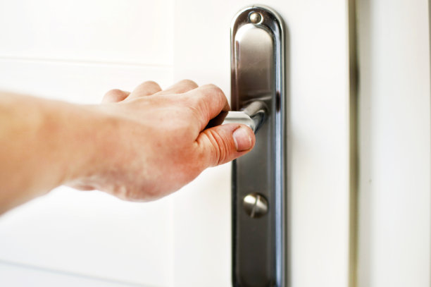 点击手柄打开的过程图片下载