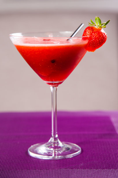 新鲜的冷奶昔图片下载