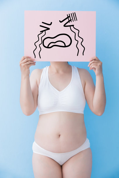 肥胖超重的女性身体图片下载