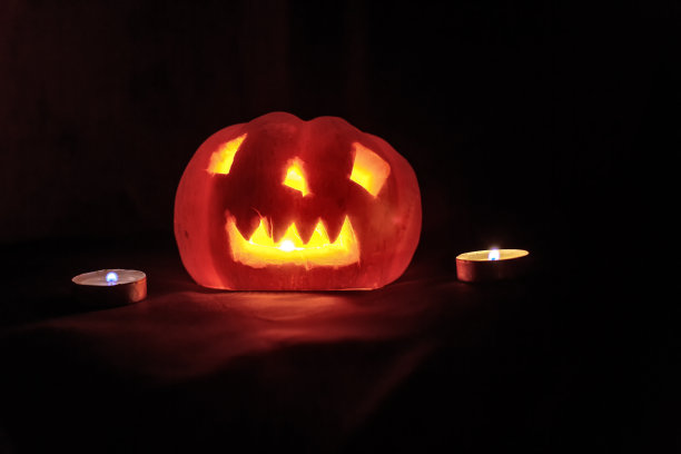 行踪不定的人图片下载