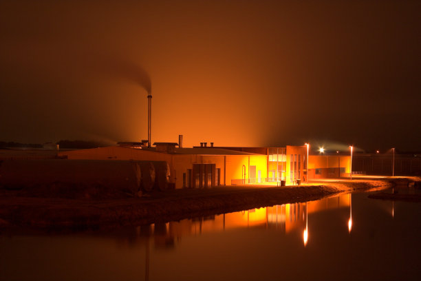 温室在晚上图片下载