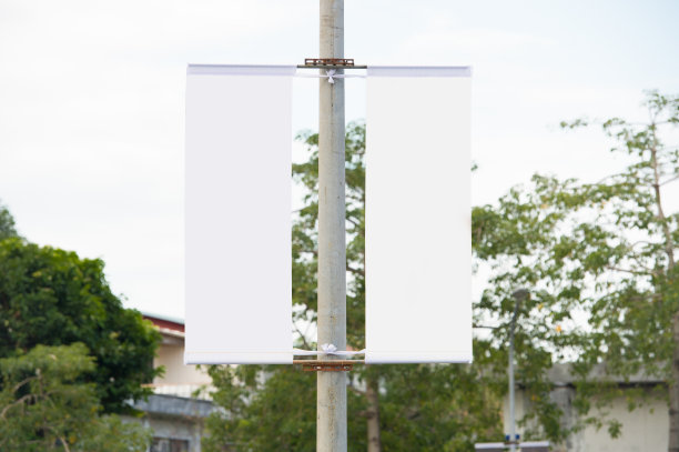 街道墙上的空白大广告牌图片下载